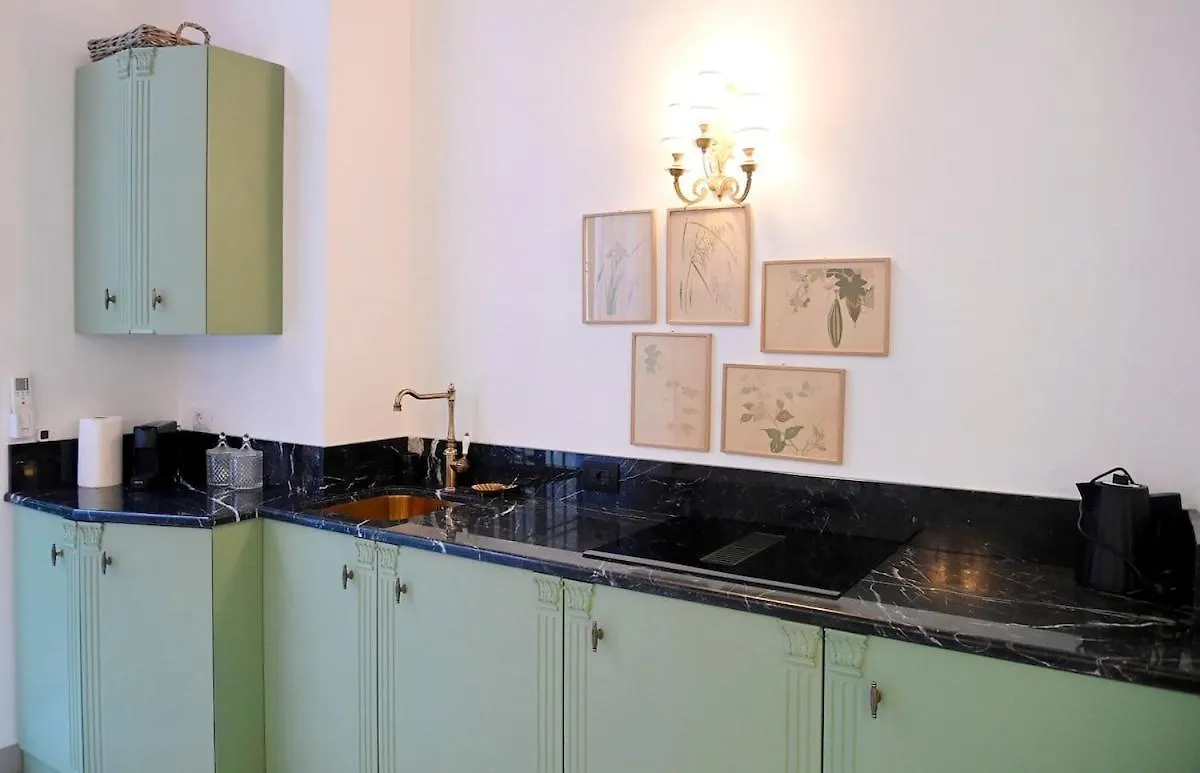 Apartment Romantic Silent Garden Italy