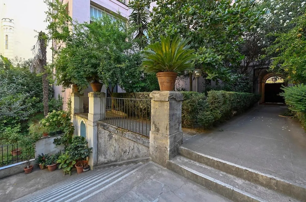 Apartment Romantic Silent Garden